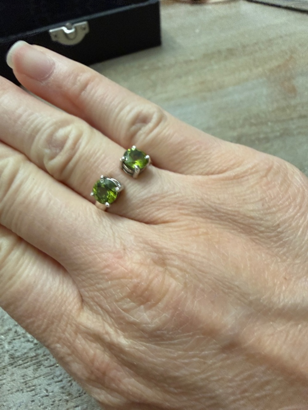 Sterling Silver Peridot open ring 6.75